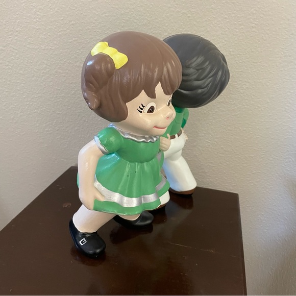 Vintage Ceramic Square Dancing Couple - Picture 3 of 5